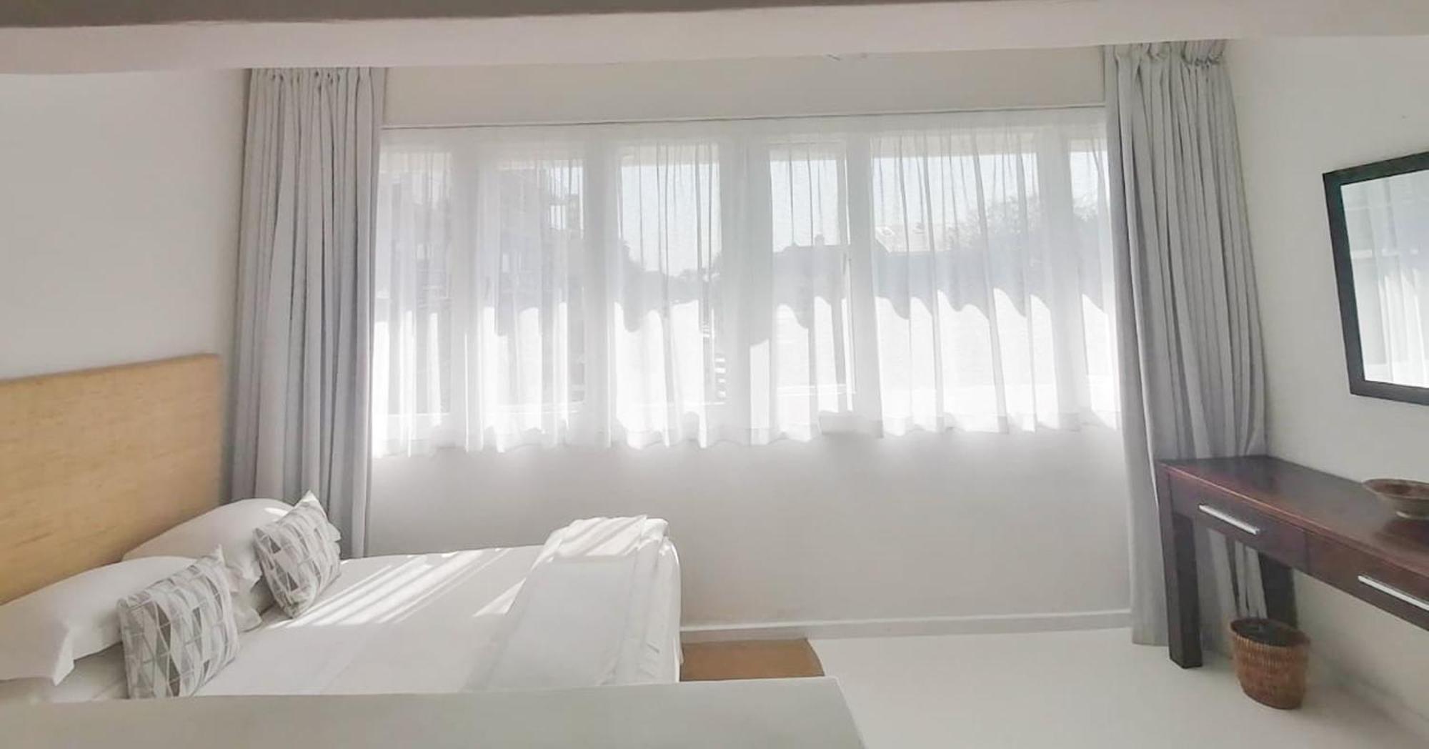 Portswood Mews - Chic White Studio Apartment Green Point Cape Town Eksteriør bilde